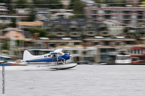 Seaplane Flyby –  Seattle