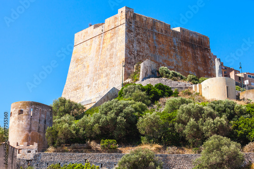Fotografia, Obraz Old stone citadel of Bonifacio, Corsica, France