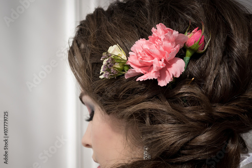 the bride, the bride's hairstyle, the bride's morning 