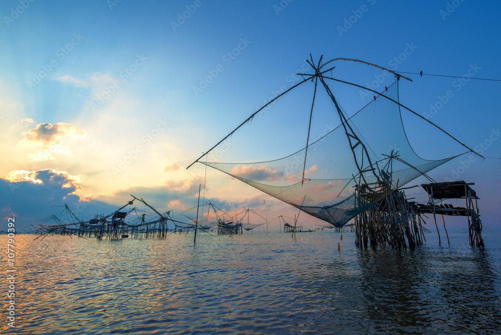 Giant square dip net at phatthalung, Thailand