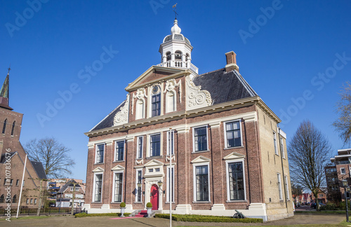 Obraz na płótnie Historical mansion Crackstate in the center of Heerenveen w salonie