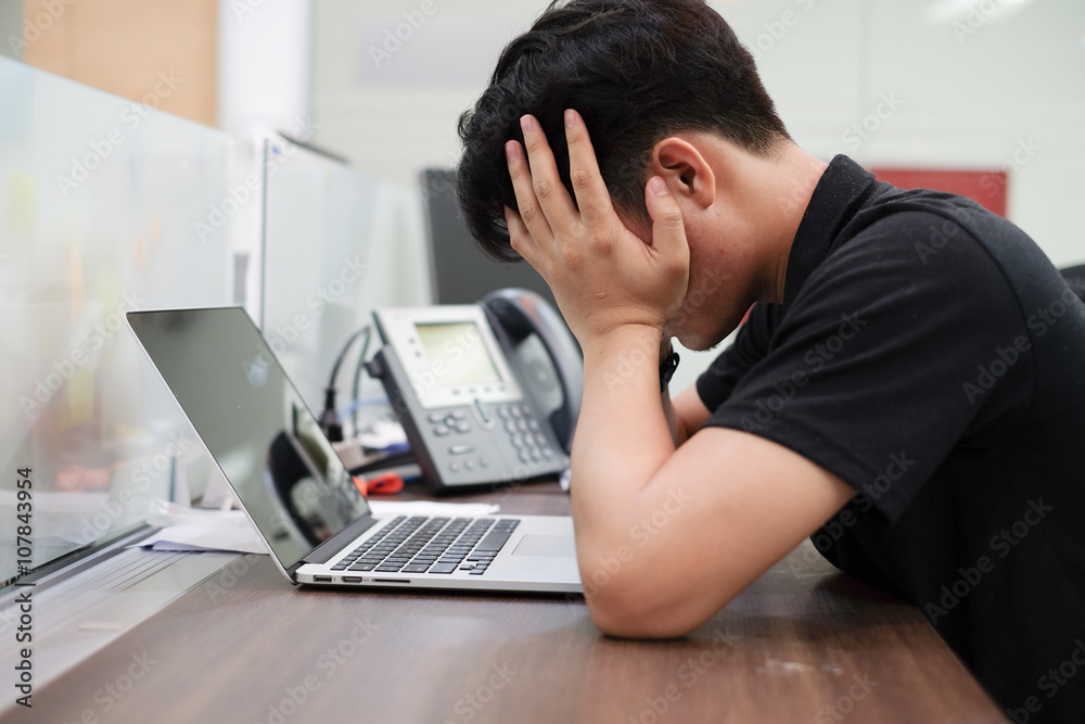 employee man with migraine/headaches syndrome employee man with migraine/headaches syndrome