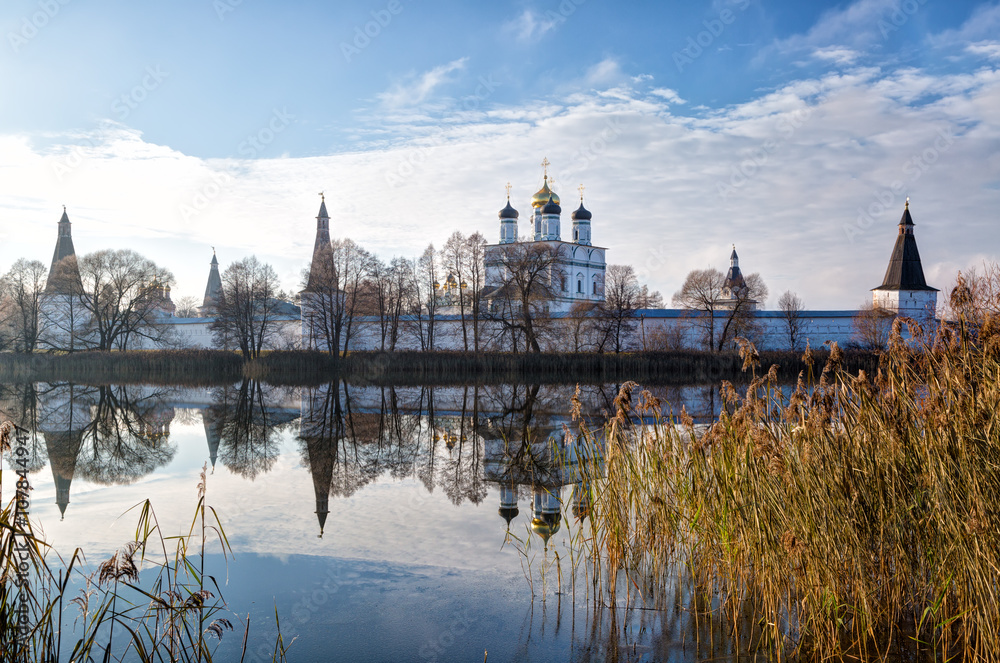 Fototapeta premium Iosifo-Volotsky man's monastery in autumn day, Russia