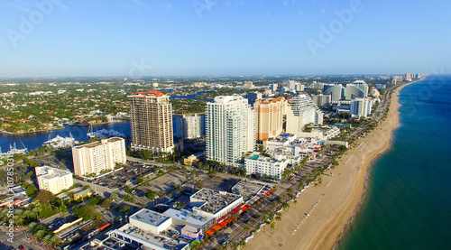 Fort Lauderdale as seen from helicopter, Florida © jovannig