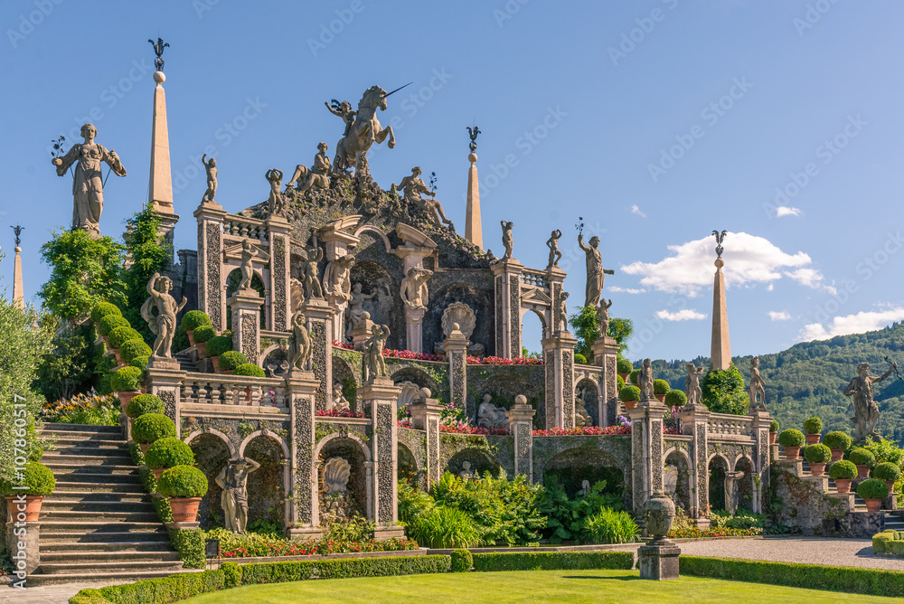 beautiful Garden and  baroque statues