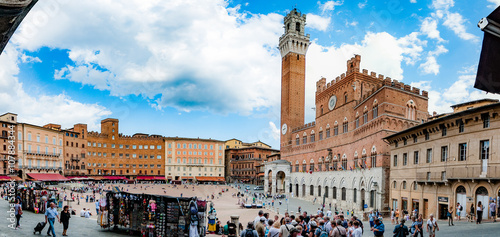 Panorama piazza di Siena photo