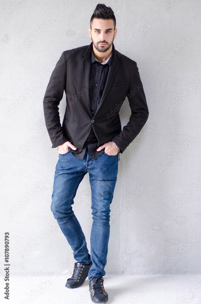 Beautifull black businessman posing Beautifull black businessman posing