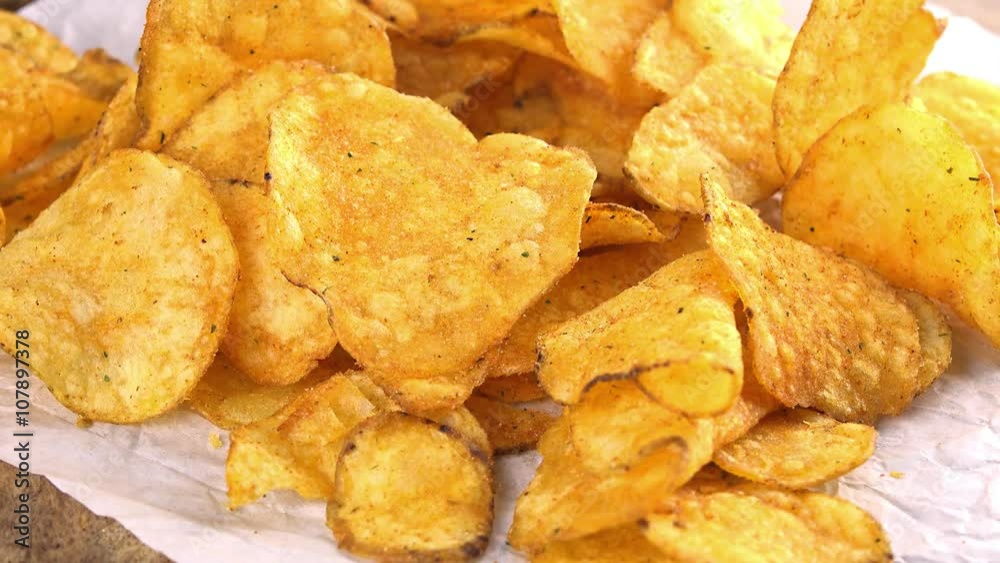Rotating Potato Chips (not loopable) Rotating Potato Chips (not loopable)