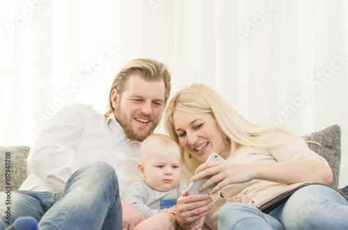 Familie macht ein Selfie