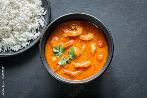 Thai yellow curry with seafood and white rice
