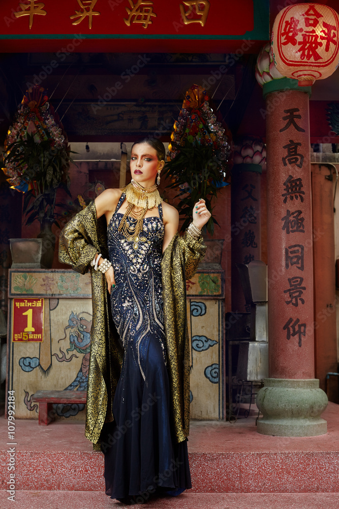 Oriental fashion Oriental fashion
