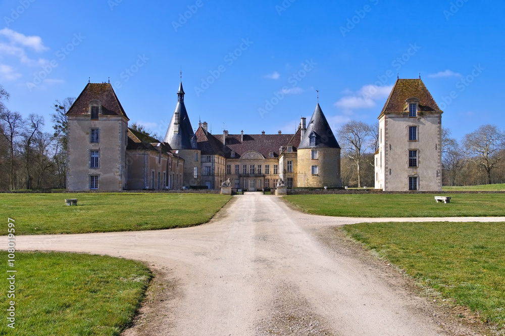 Commarin Chateau - Chateau Commarin in France