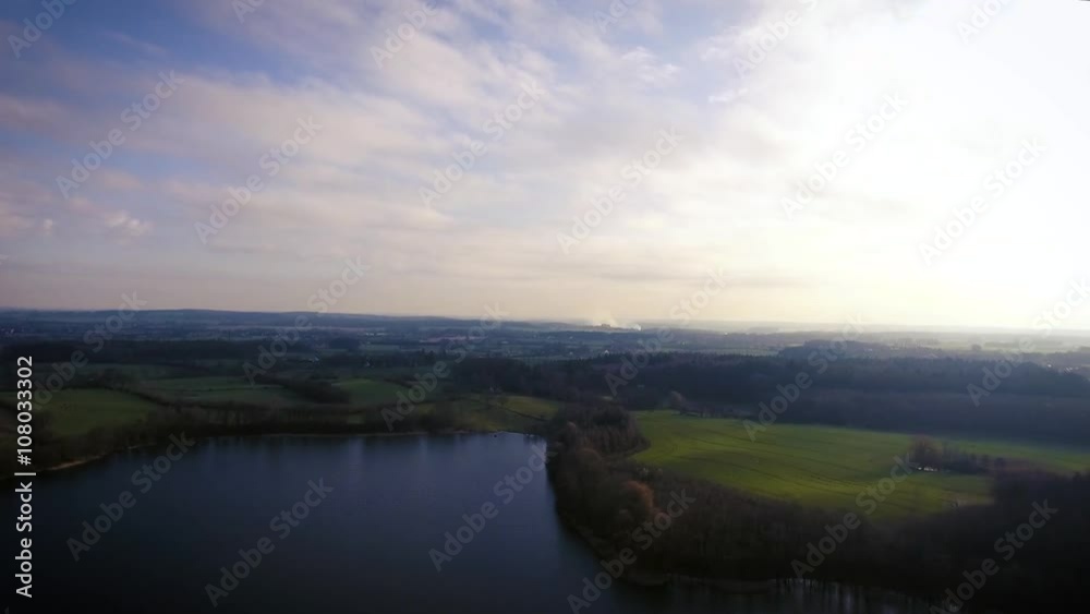 Luftaufnahme 4k UHD - Seeflug Luftaufnahme 4k UHD - Seeflug