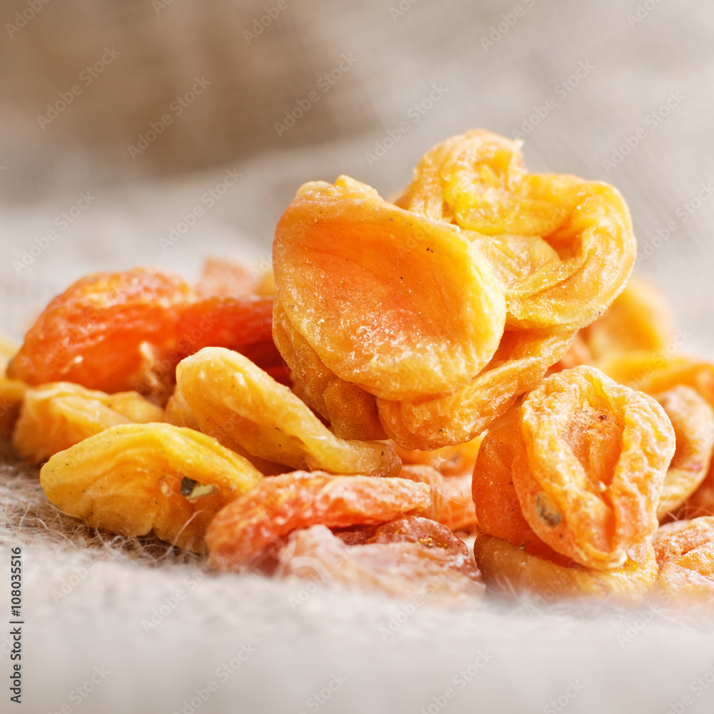 dried apricot