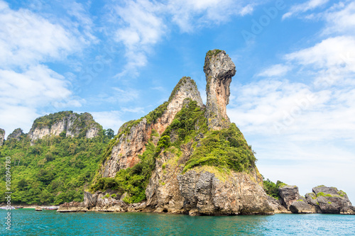Obraz na płótnie Chicken island in Krabi in South Thailand w salonie