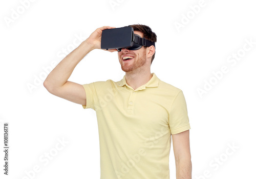 happy man in virtual reality headset or 3d glasses © Syda Productions