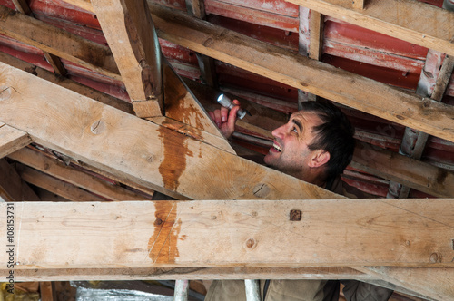 fuite d'eau suite tuile mécanique cassé