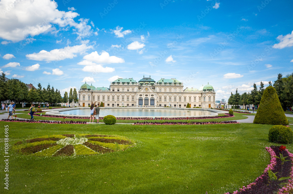 Obraz premium landmark Belvedere is a historic building complex in Vienna Aust