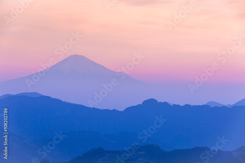富士山 © xmyqr012