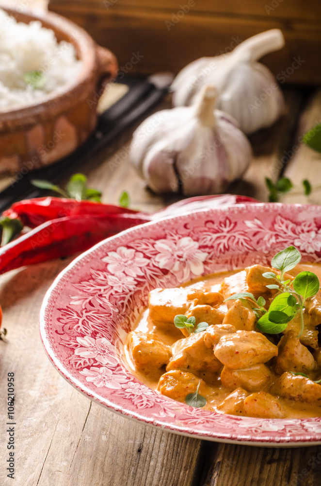 Chicken curry with herbs