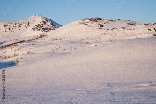 Abendstimmung im Winter in Norwegen © Alexander Erdbeer