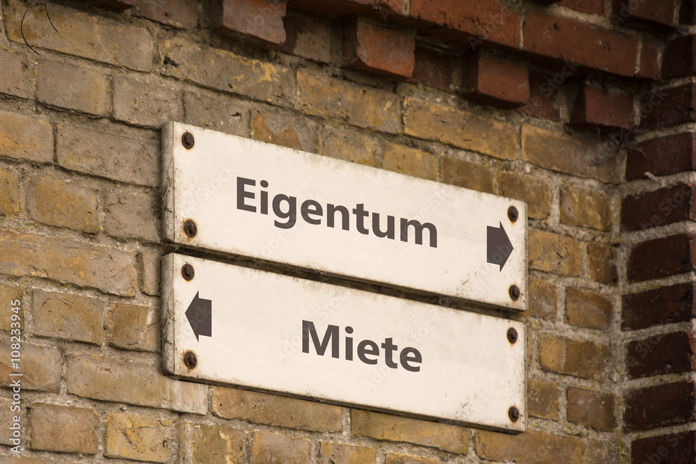 Fototapeta premium Schild 100 - Eigentum