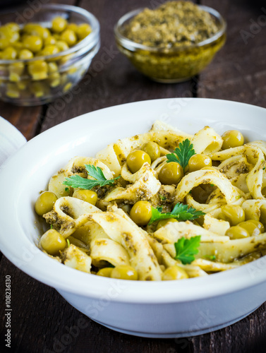 Pesto Pasta With Parsley Leafs and Peas