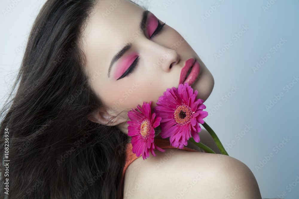 beautiful woman portrait with flowers