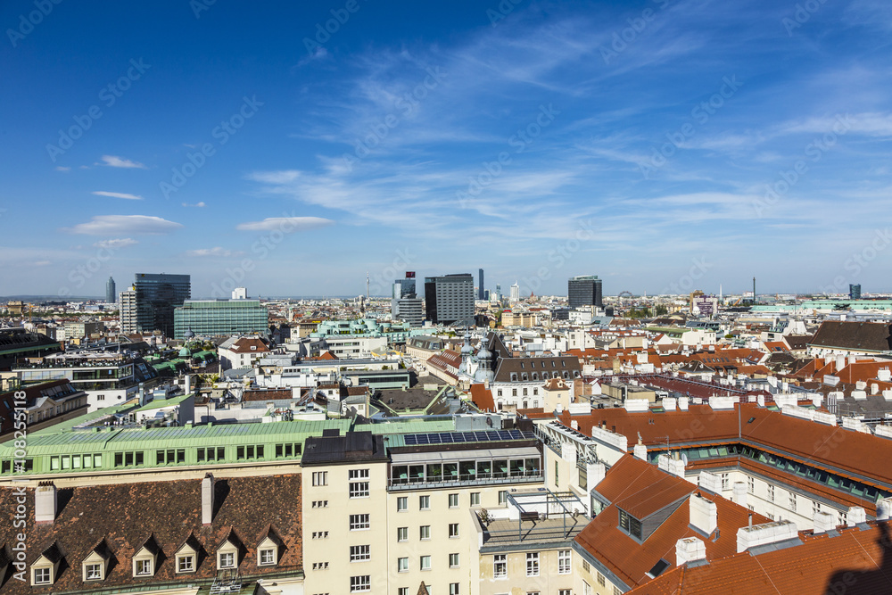 Naklejka premium Aerial View Of Vienna City Skyline