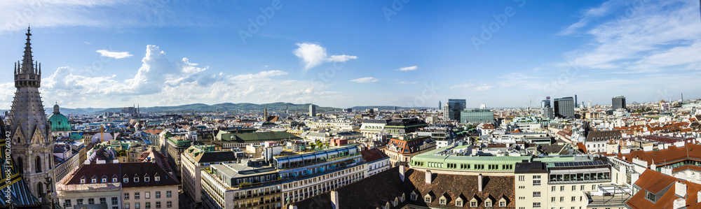 Obraz premium Aerial View Of Vienna City Skyline