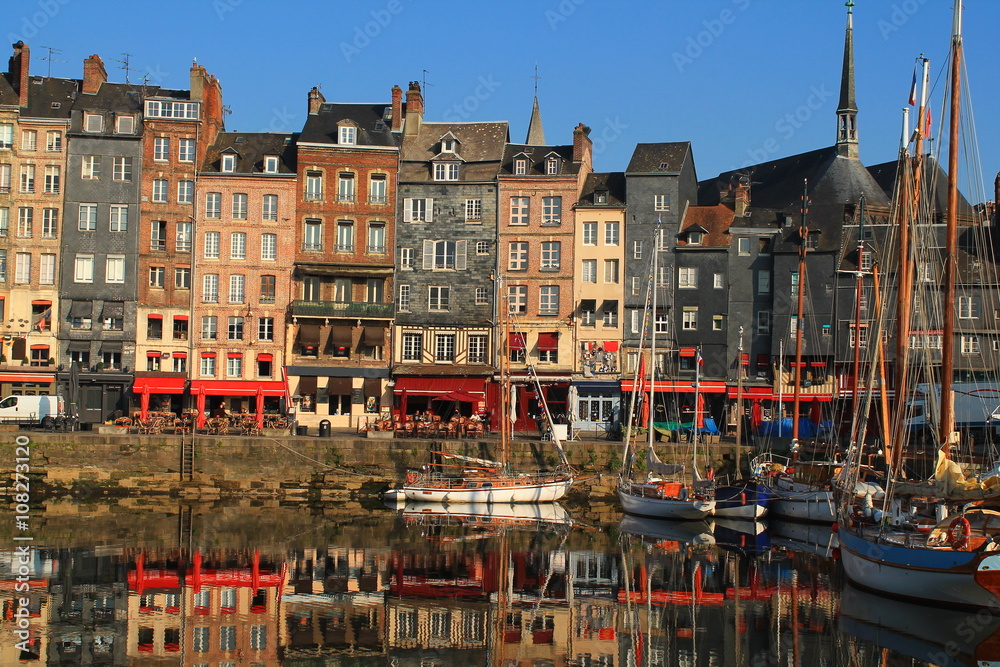 Vieux bassin d'Honfleur, France