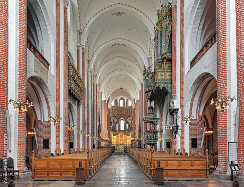 Tableau sur toile Interior of Roskilde Cathedral, Denmark