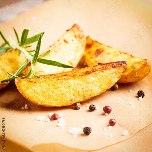 Kartoffelspalten - Wedges photo