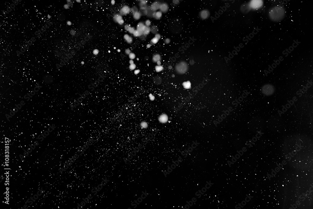 Obraz premium Snow flakes on dark background