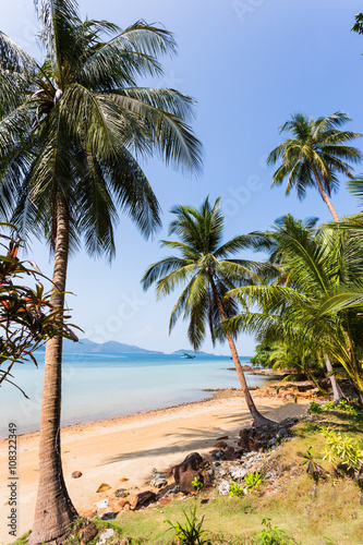 Fototapeta Naklejka Na Ścianę i Meble -  Beautiful tropical beach at island Koh Chang