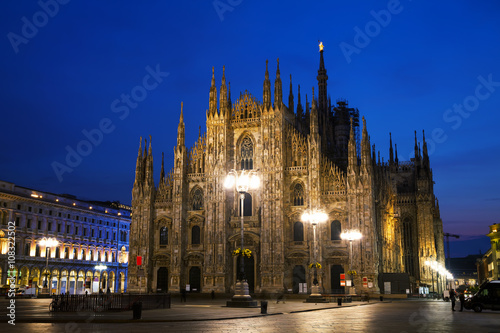 Obraz na płótnie Duomo cathedral in Milan, Italy w salonie