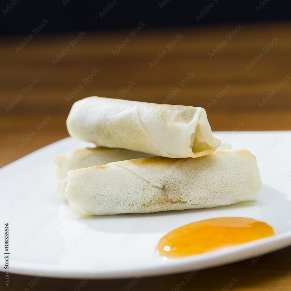 Spring Rolls and Dipping Sauce Plate