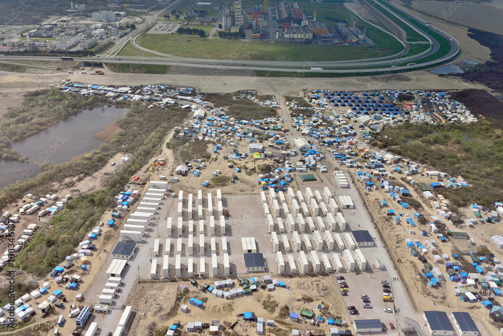 camp de réfugiés vue du ciel (Calais)