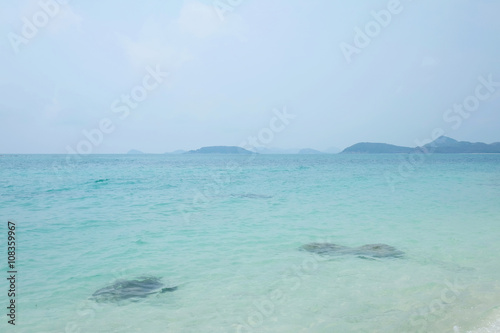 Sea and blue sky background, natural landscape © mangpor2004