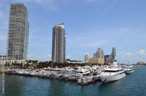 Luxury Condominium Towers overlooking a marina in miami beach,florida © Wimbledon