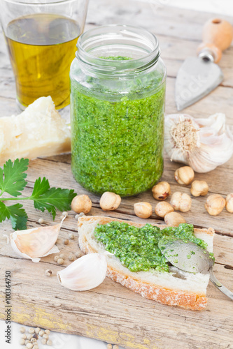 Fresh Prepared Parsley Pesto