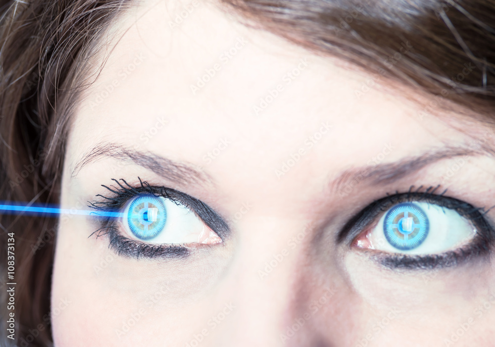 Obraz premium Eye with laser beam, eye surgery 