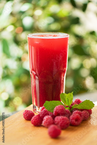 fruit drink with raspberries