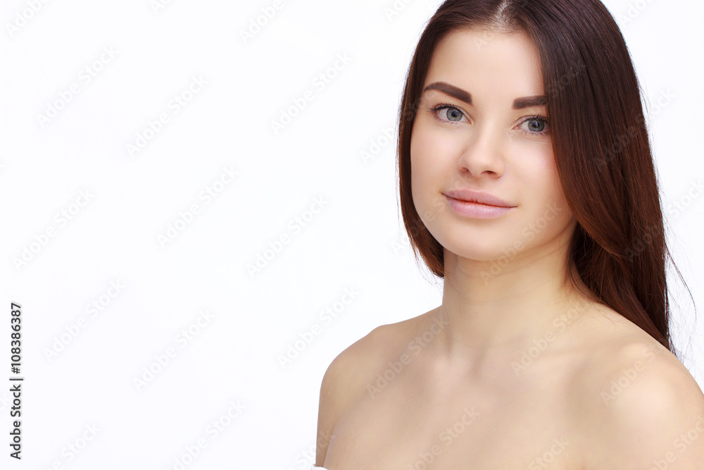 Naklejka premium Girl with naked shoulders