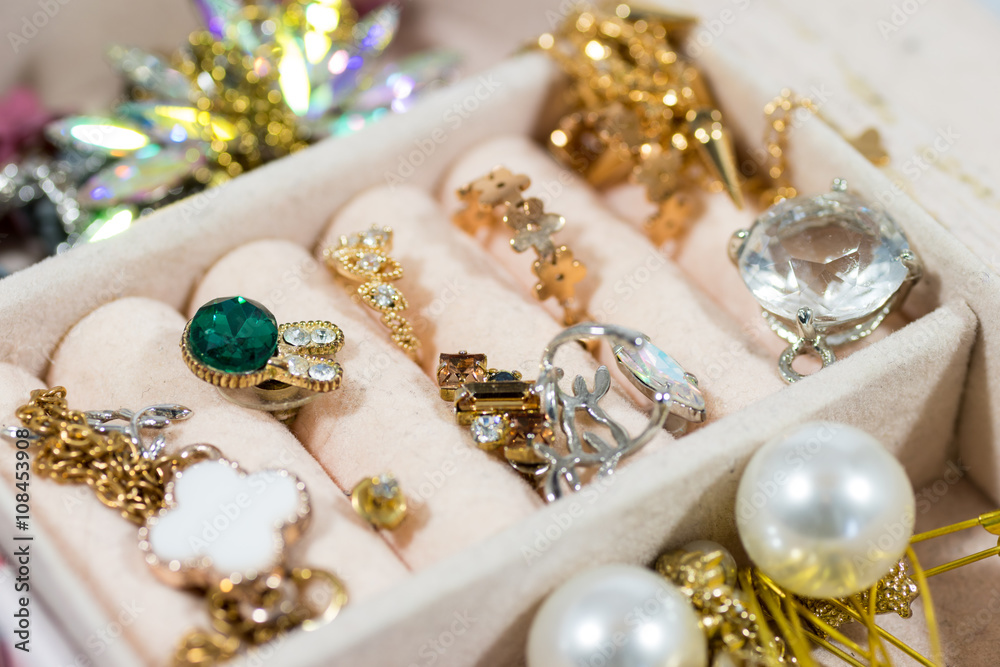 Jewelry box Jewelry box