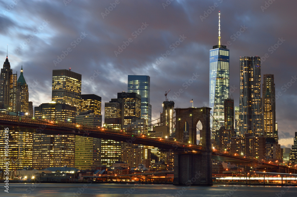 Fototapeta premium Manhattan at night.