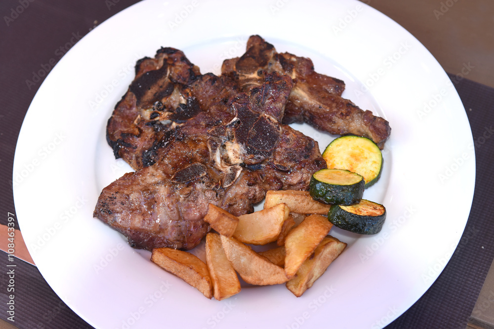 Spine grilled pork