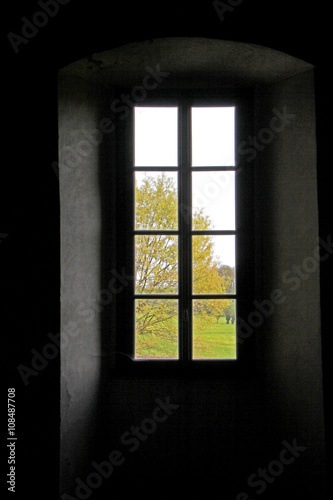 finestra sulla campagna; abbazia di Morimondo