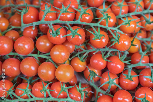 Cherry vine tomatoes 