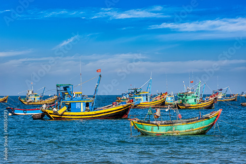 Fishing boats in Vietnam © Dmitry Rukhlenko